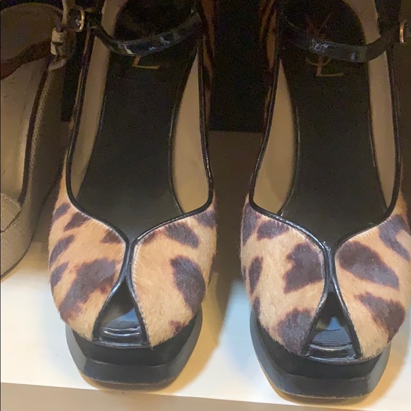 YSL Tribute 5” heels 1.5” platform in front. - Picture 8 of 9